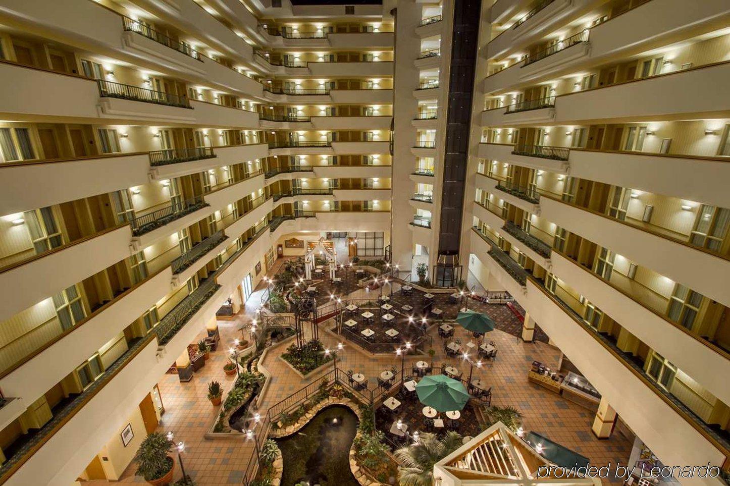 Embassy Suites Greenville Golf Resort & Conference Center Interior foto