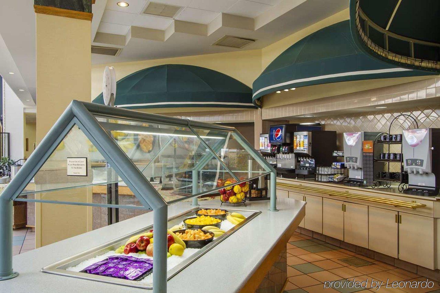 Embassy Suites Greenville Golf Resort & Conference Center Restaurante foto