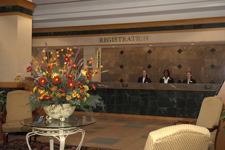 Embassy Suites Greenville Golf Resort & Conference Center Interior foto
