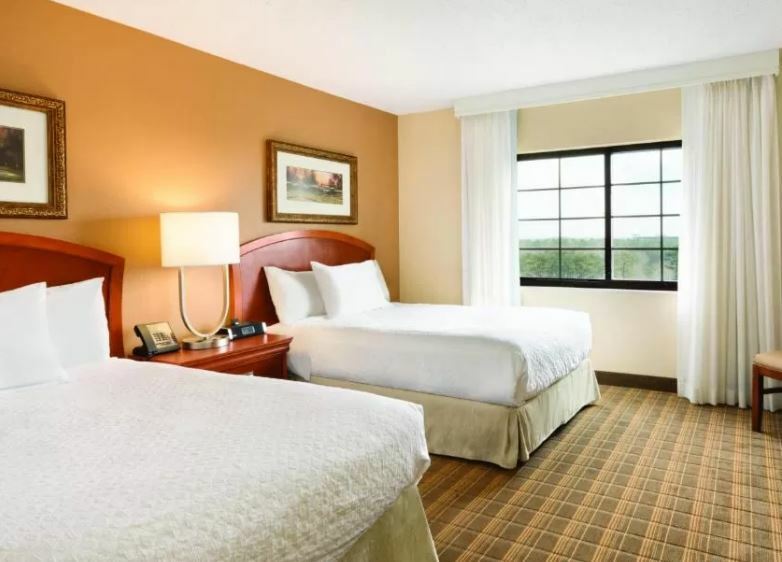 Embassy Suites Greenville Golf Resort & Conference Center Exterior foto